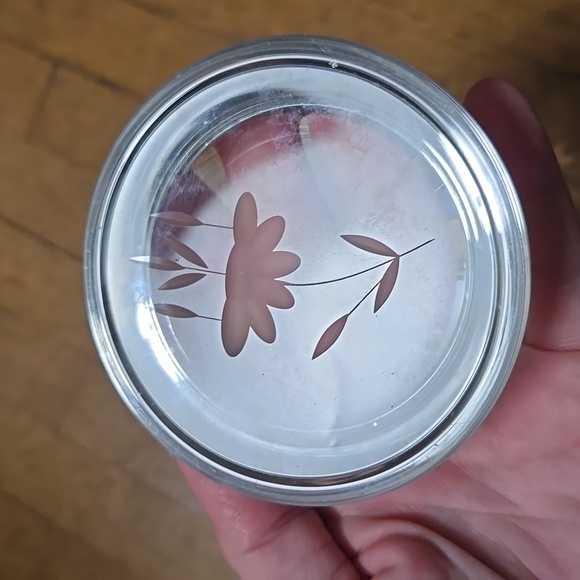 Glass Paper Weight - Picture 2 of 6